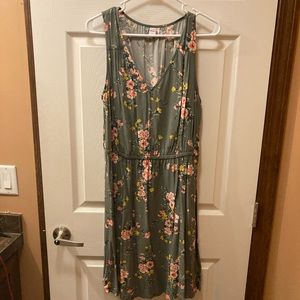 Green floral Old Navy dress size L